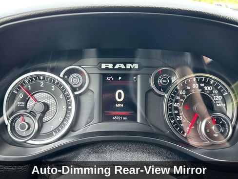 Used 2021 RAM 1500 Big Horn AWD/4WD image 16