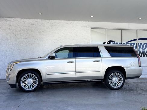 Used 2016 Cadillac Escalade ESV Platinum image 5