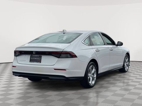 Used 2024 Honda Accord LX image 5