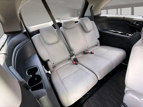 Certified 2024 Honda Odyssey Touring image 25