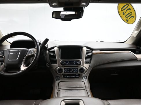 Used 2020 GMC Yukon Denali w/ Open Road Package AWD/4WD image 19