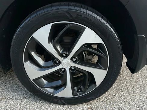 Used 2017 Hyundai Tucson Sport FWD image 12