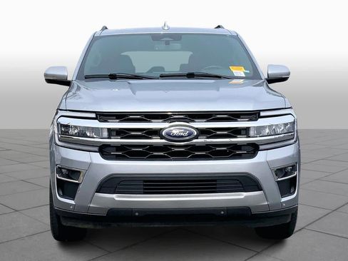 Used 2024 Ford Expedition Limited image 4