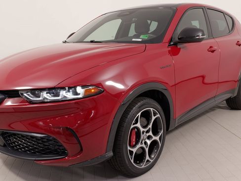 Used 2024 Alfa Romeo Tonale Veloce image 6