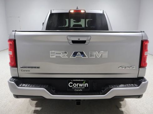 Certified 2025 RAM 1500 Big Horn AWD/4WD image 4