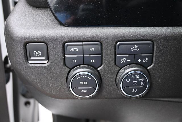 Used 2024 Chevrolet Silverado 1500 RST AWD/4WD image 16