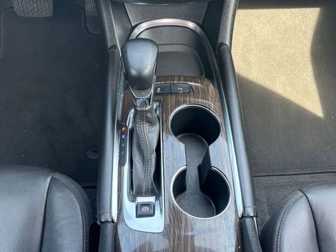 Used 2024 Chevrolet Malibu LT image 37