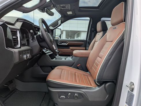 New 2026 GMC Sierra 3500 Denali Ultimate w/ LPO, Black Badging Package AWD/4WD image 18
