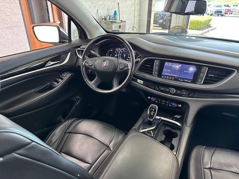 Used 2021 Buick Enclave Avenir w/ Avenir Technology Package AWD/4WD image 47