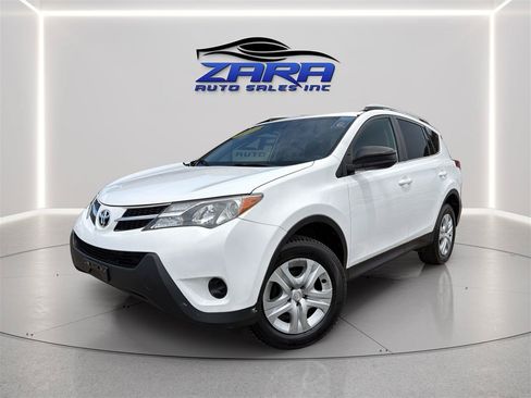 Used 2015 Toyota RAV4 LE AWD/4WD image 1