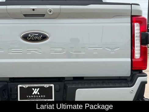 Used 2025 Ford F250 Lariat w/ Lariat Ultimate Package AWD/4WD image 9