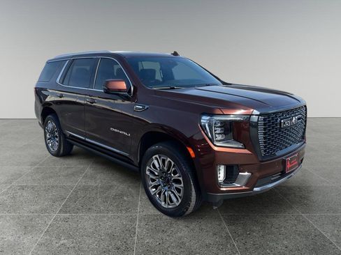Used 2023 GMC Yukon Denali Ultimate image 1