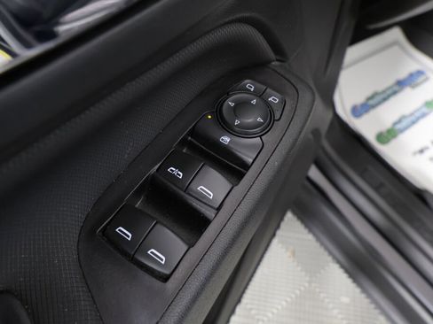 Used 2022 Chevrolet Equinox RS w/ LPO, Floor Liner Package image 32