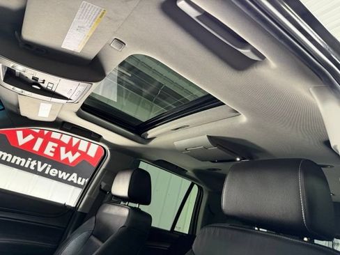 Used 2018 Chevrolet Tahoe LT AWD/4WD image 16