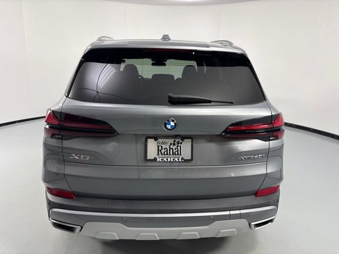 Used 2024 BMW X5 xDrive40i w/ Premium Package AWD/4WD image 6