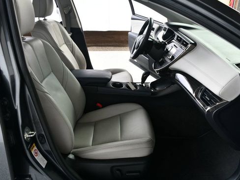 Used 2013 Toyota Avalon XLE Premium FWD image 29