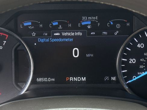 Used 2021 Ford Expedition Max Limited image 18