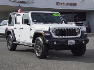 Used 2025 Jeep Wrangler Unlimited Sport AWD/4WD video 2