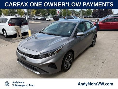 Used 2024 Kia Forte LXS FWD image 3