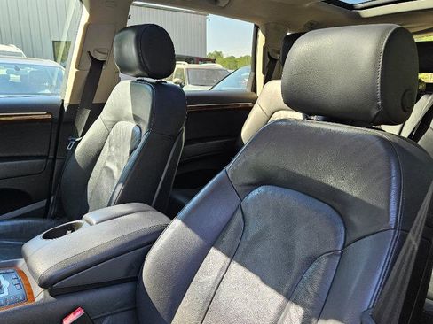 Used 2010 Audi Q7 3.6 Premium Plus w/ Premium Plus Pkg image 14