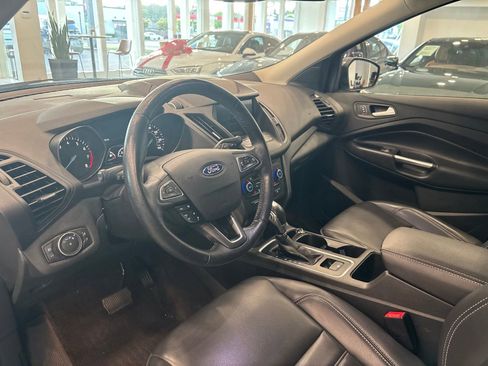 Used 2019 Ford Escape SEL AWD/4WD image 9