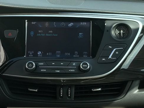 Used 2020 Buick Envision Premium image 7