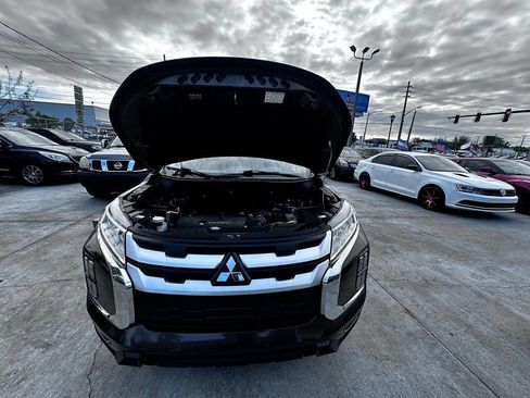 Used 2020 Mitsubishi Outlander Sport ES image 19