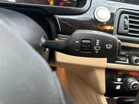 Used 2011 BMW 528i Sedan image 21