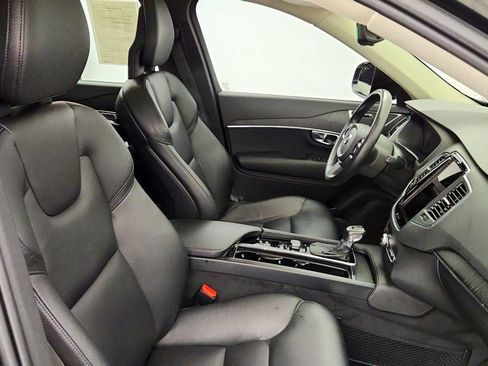Used 2020 Volvo XC90 T6 Momentum w/ Protection Package Premier AWD/4WD image 25