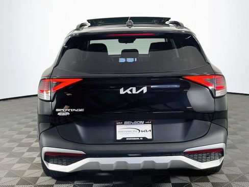 Used 2025 Kia Sportage EX w/ Premium Package FWD image 7