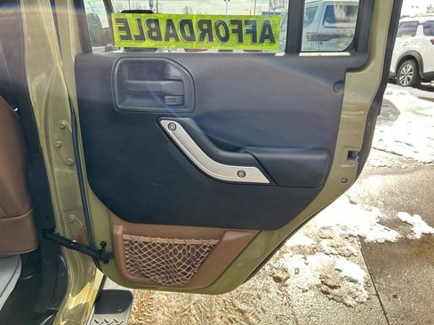 Used 2013 Jeep Wrangler Unlimited Sahara w/ Dual Top Group image 15