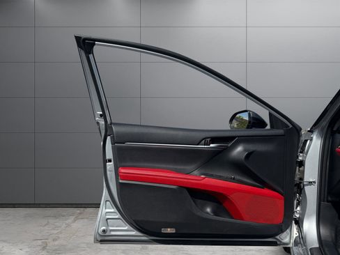 Used 2024 Toyota Camry XSE image 15