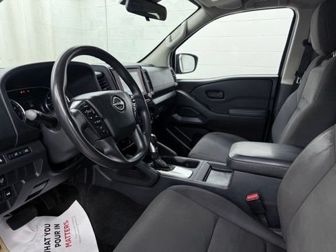 Used 2022 Nissan Frontier S w/ Technology Package AWD/4WD image 16