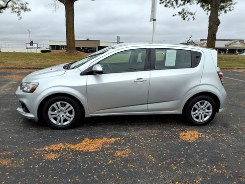Used 2020 Chevrolet Sonic LT image 4