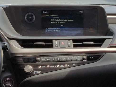 Used 2021 Lexus ES 350 F Sport w/ Accessory Package FWD image 17