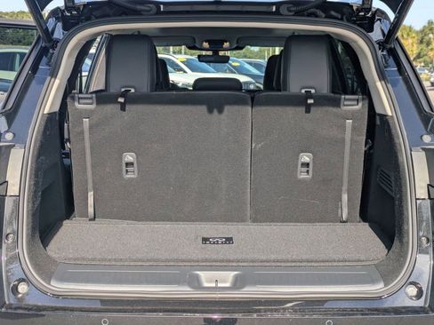 New 2026 INFINITI QX60 Luxe w/ Family Package image 13