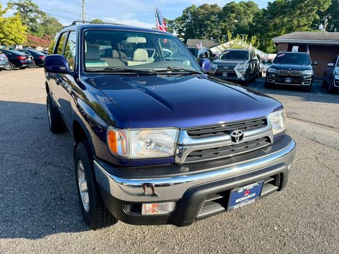 Used 2002 Toyota 4Runner SR5 AWD/4WD image 7