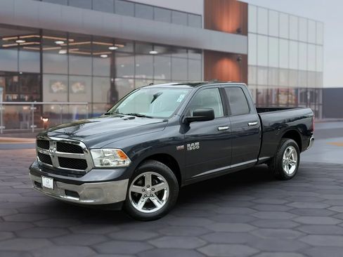 Used 2016 RAM 1500 Classic SLT RWD image 2