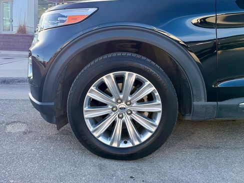 Used 2022 Ford Explorer Limited w/ Equipment Group 301A image 30
