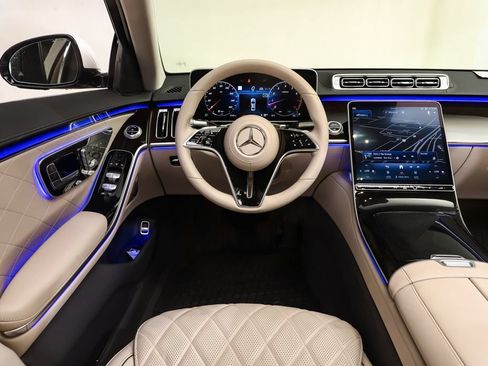 Certified 2023 Mercedes-Benz S 580 4MATIC Sedan image 14
