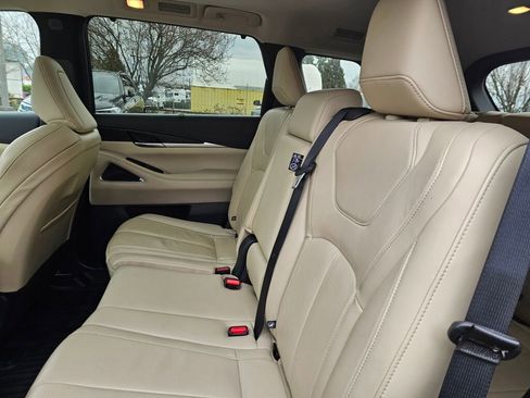 Used 2023 INFINITI QX60 Sensory w/ Vision Package image 22