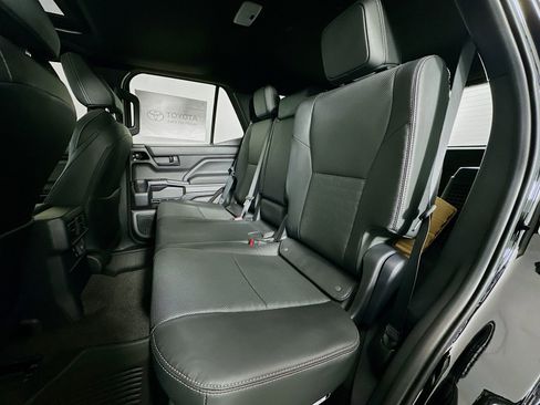 New 2025 Toyota 4Runner TRD Off-Road Premium w/ Tow Technology Package AWD/4WD image 26