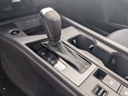 New 2026 Nissan Sentra SV FWD image 21