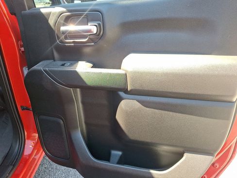 Used 2022 Chevrolet Silverado 1500 Custom image 14
