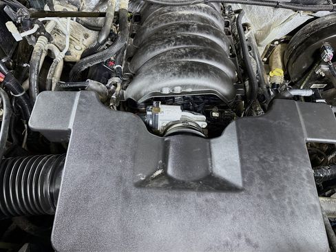 Used 2018 Chevrolet Silverado 1500 LT image 37