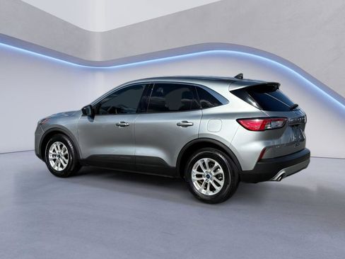 Used 2022 Ford Escape SE w/ Convenience Package image 4