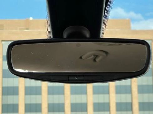 Used 2020 Chrysler Voyager Lxi image 49