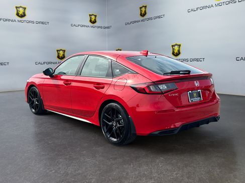 Used 2025 Honda Civic Sport image 3