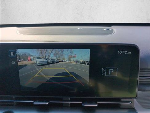 Certified 2024 Hyundai Kona SEL image 12