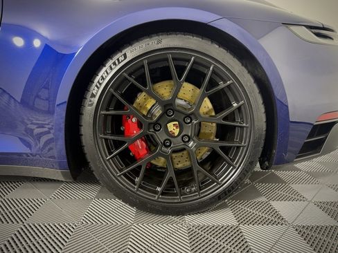 Used 2022 Porsche 911 Carrera GTS image 15
